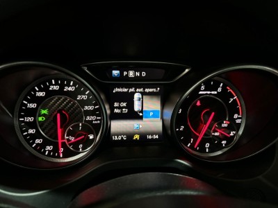 MERCEDES-BENZ Clase CLA